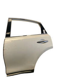 PORTA TRASEIRA ESQUERDA INFINIT F35 F50 2009 2010 A 2013