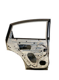 PORTA TRASEIRA ESQUERDA INFINIT F35 F50 2009 2010 A 2013