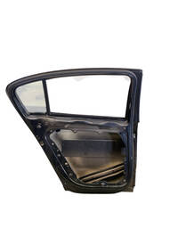 PORTA TRASEIRA ESQUERDA PASSAT B6 2006 2007 A 2010