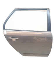 PORTA TRASEIRA DIREITA CARENS 2009 2010 A 2013