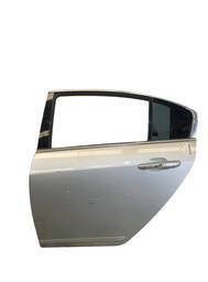 Porta Traseira Esquerda Hyundai Genesis - 2012/13