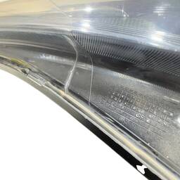 FAROL DIREITO ORIGINAL FIAT NOVA STRADA 2020 A 2026