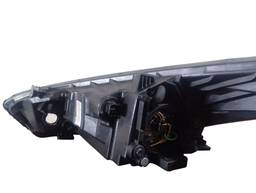 FAROL DIREITO HB20 2013 A 2019 MÁSCARA NEGRA  (COM DETALHES)