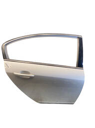 Porta Traseira Direita Hyundai Genesis - 2012/13