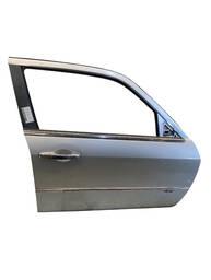 Porta Dianteira Direita Chrysler 300c - 2005/10