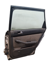 PORTA TRASEIRA DIREITA AUDI A6 1998 1999 A 2004