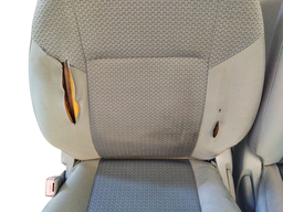 BANCOS DIANTEIROS (PAR) HILUX 2005 A 2015 (TECIDO AVARIADO)