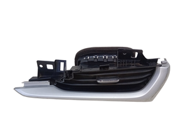 DIFUSOR AR LATERAL LADO DIREITO TRACKER 2021 2022/..