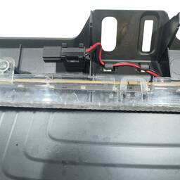 LUZ FREIO BRAKE LIGHT ORIGINAL FIAT FASTBACK 2023 A 2026