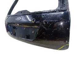 TAMPA TRASEIRA FIESTA HATCH 2003 2004 A 2014 C/DETALHE