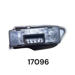 Botão Trava Porta Malas Chevrolet Onix 2013 a 2016