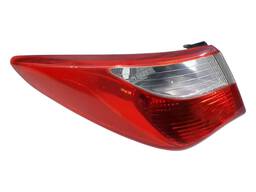 Lanterna Traseira Esquerda HB20 Sedan 2013 a 2019 (canto)