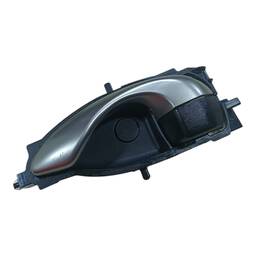 MAÇANETA INTERNA TRASEIRA DIREITA TOYOTA YARIS 2021