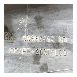 ACABAMENTO MOLDURA COLUNA DIREITA CORSA 1995 A 2006