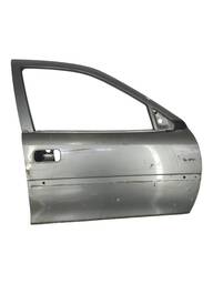 Porta Dianteira Direita Corsa / Classic 1996 1997 a 2016