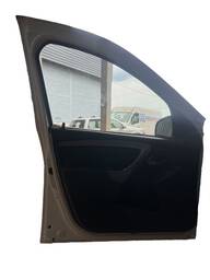 Porta Dianteira Esquerda Sandero 2008 a 2014 C/Detalhe