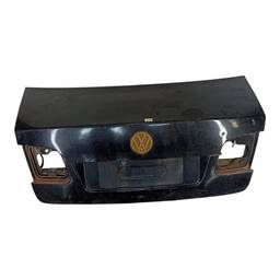 Tampa Traseira Polo Sedan 2003 2004 a 2014