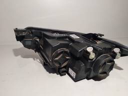 FAROL DIREITO TRACKER 2020 2021 A 2025 S/ LED