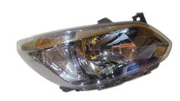 Farol Direito Spin 2013 a 2018 Com Detalhes 