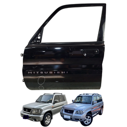 PORTA DIANTEIRA ESQUERDA PAJERO TR4 2003 2004 2005 À 2009