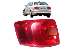 Lanterna Traseira Esquerda Jetta 2011 a 2014 (canto)