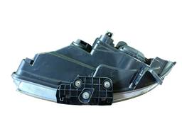 FAROL LADO DIREITO LINEA 2009 2010 A 2016