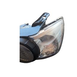 FAROL ESQUERDO SONIC 2012 A 2014 ARO PRETO