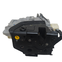 FECHADURA PORTA TRASEIRA ESQ TOUAREG 2011/ A3 E PASSAT 07/