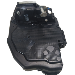 FECHADURA PORTA TRAS ESQ COROLLA 09/14 20/ RAV4 13/18 4PINOS