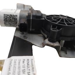 MÁQUINA DE VIDRO PORTA DIANTEIRA ESQUE SANDERO LOGAN 15/ ELÉ