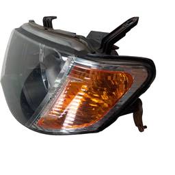 FAROL ESQUERDO L200 TRITON 2008 A 2017 PISCA AMBAR