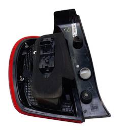 LANTERNA TRASEIRA DIREITA MARCH 2015 A 2020 COM DETALHES