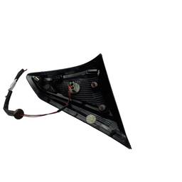 LANTERNA TRASEIRA DIREITA KICKS 2017 2018 A 2021 (MALA)