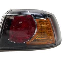 LANTERNA TRASEIRA DIREITA LANCER 2010 2011 12 A 2019