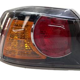 Lanterna Traseira Esquerda Lancer 2010 a 2019 Com Detalhes