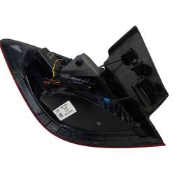 LANTERNA TRASEIRA DIR CRUZE 2017/ HATCH (CANTO) COM RISCOS