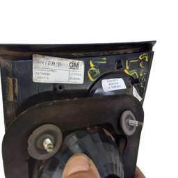 LANTERNA TRASEIRA DIREITA MALA CORSA CLASSIC LS 2011 A 2016