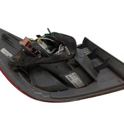 LANTERNA TR DIR COROLLA 2003 A08 (CANTO) PISCA ROSA QUEBRADA