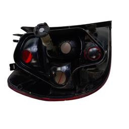 LANTERNA TRASEIRA DIREITA FOX 2003 A 2010 DETALHES