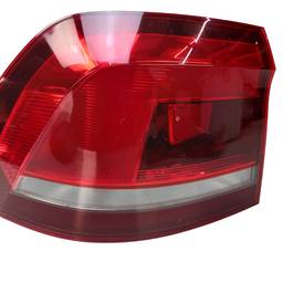 LANTERNA TRASEIRA ESQUERDA FOX 2015 A 2022 FUME (CANTO)