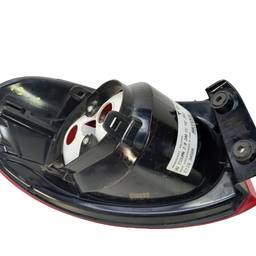 LANTERNA TRAS DIR TIGUAN 2010 A 2011 (CANTO) COM DETALHES