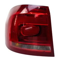 LANTERNA TRASEIRA ESQ SPACEFOX 11/14 (CANTO) COM DETALHES