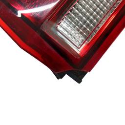 LANTERNA TRASEIRA DIREITA VIRTUS 2018 A2022 (CANTO) QUEBRADA