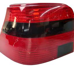LANTERNA TRASEIRA ESQ GOLF 1999 A 2006 FUME COM DETALHES