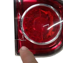 LANTERNA TRAS ESQ GOLF 2008 A 2013 (MALA) VERMELHA QUEBRADA