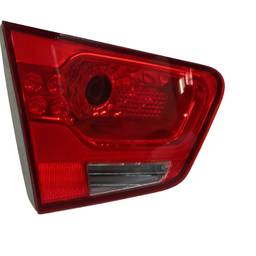 LANTERNA TRASEIRA ESQUERDA CERATO 2010 A 2013 (MALA)