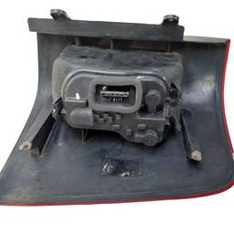 LANTERNA TRASEIRA ESQUERDA ECOSPORT 2003 A 2007