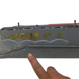 LANTERNA TRASEIRA ESQUERDA COURIER 1996 A 2013 QUEBRADA