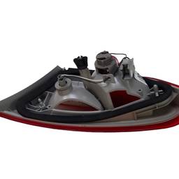 LANTERNA TRAS ESQ FOCUS SEDAN 2014 A2015 (MALA) COM DETALHES