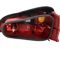 LANTERNA TRASEIRA ESQUERDA PEUGEOT 106 1996 A 2002